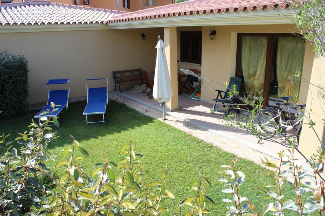Casadelfaro Con Giardino A Pittulongu 600Metri Dalla Spiaggia Olbia Exterior foto