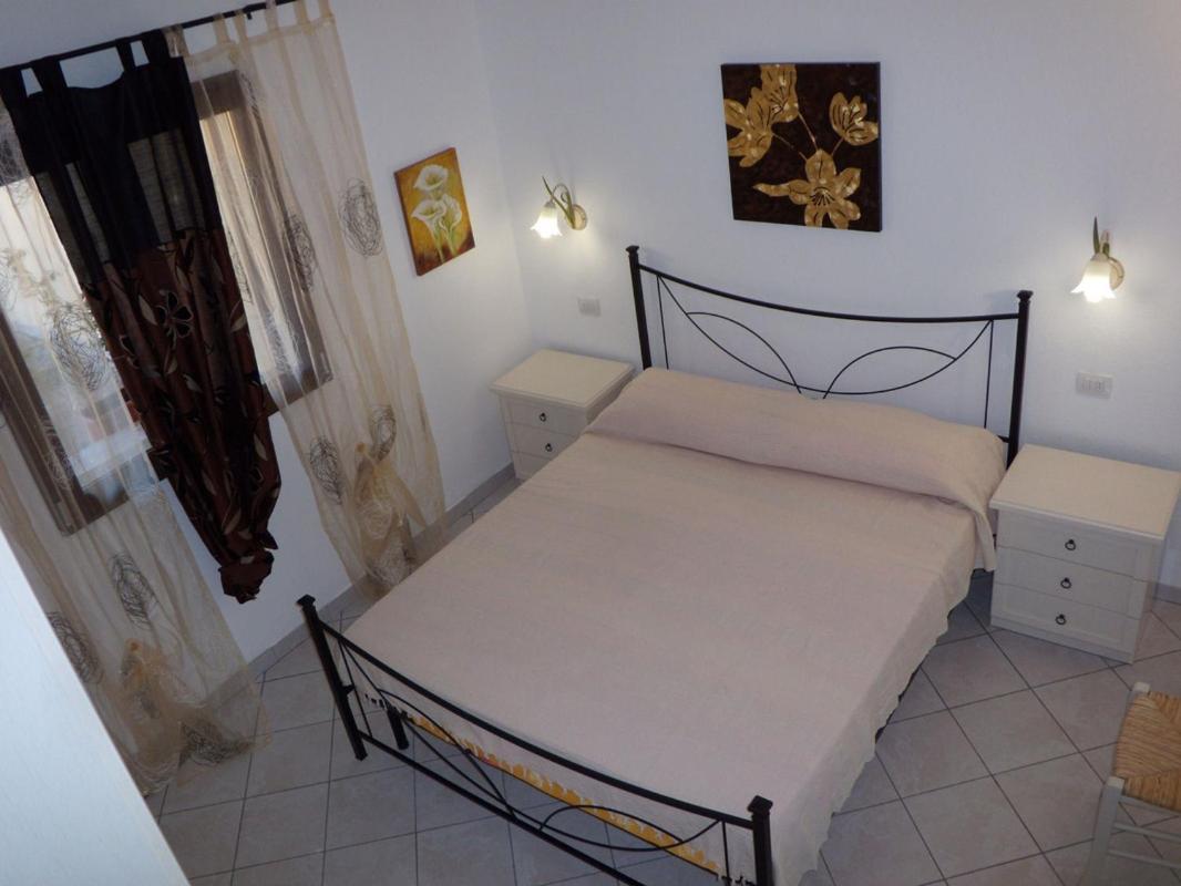 Casadelfaro Con Giardino A Pittulongu 600Metri Dalla Spiaggia Olbia Exterior foto