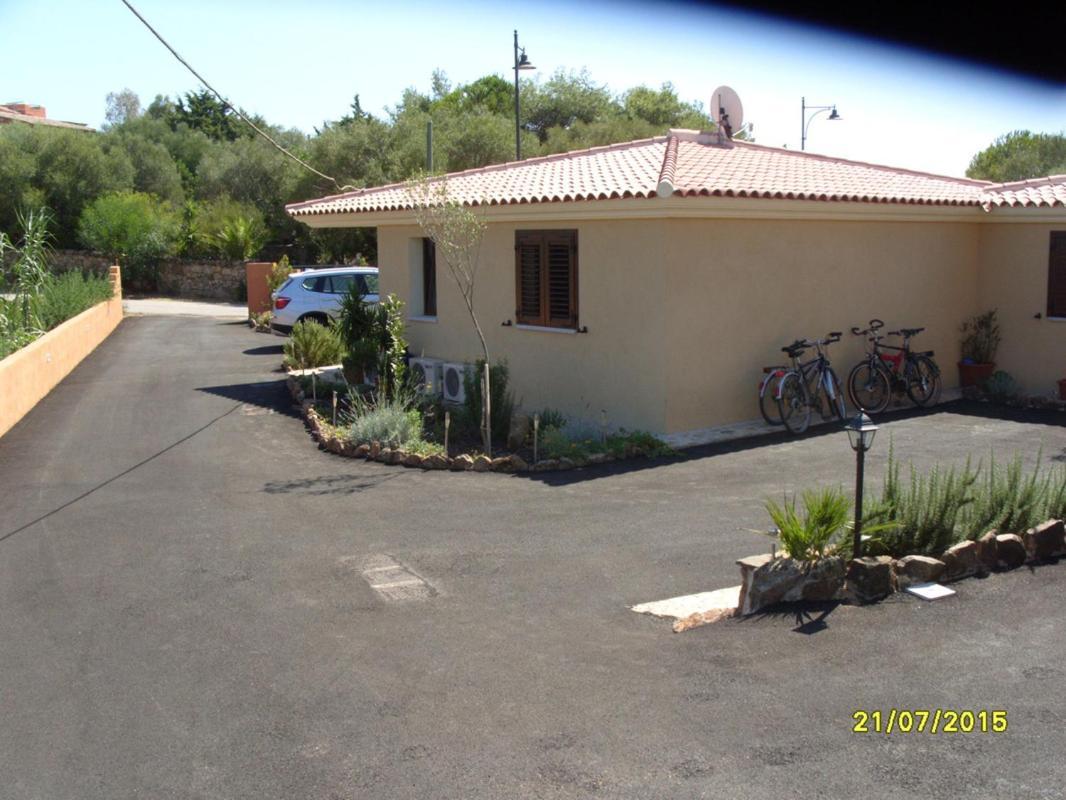 Casadelfaro Con Giardino A Pittulongu 600Metri Dalla Spiaggia Olbia Exterior foto
